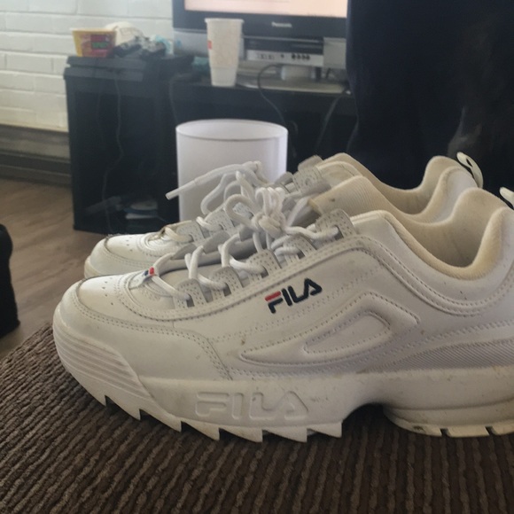 Filas - Picture 2 of 2